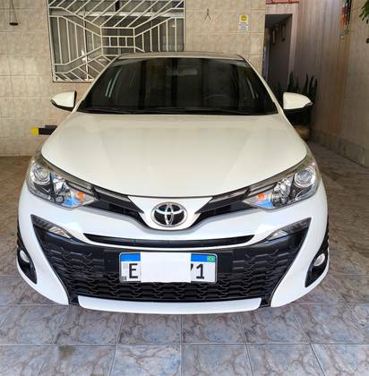 TOYOTA YARIS 1.5 16V FLEX XLS CONNECT MULTIDRIVE TOYOTA YARIS 1.5 16V FLEX XLS CONNECT MULTIDRIVE